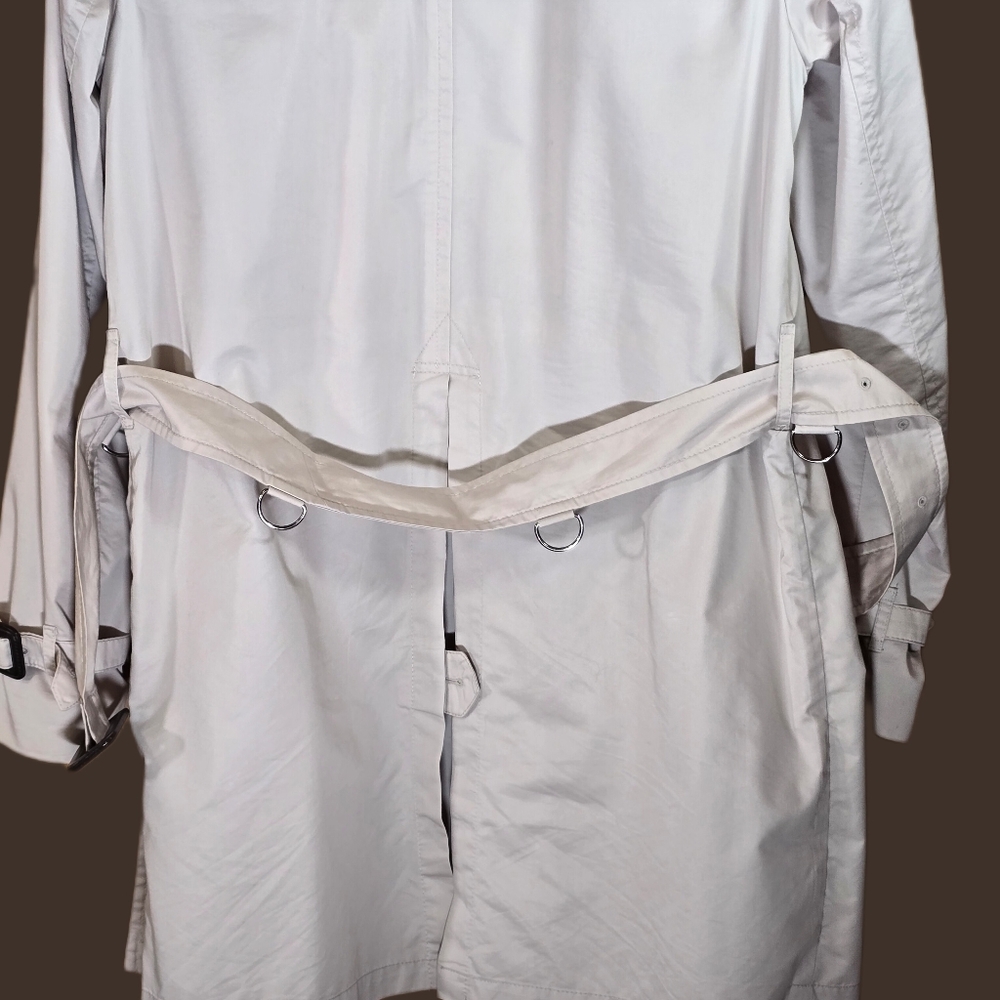 〽️ Vintage Burberry London | Classic Full-Length Trench Coat 〽️ - Picture 10 of 16